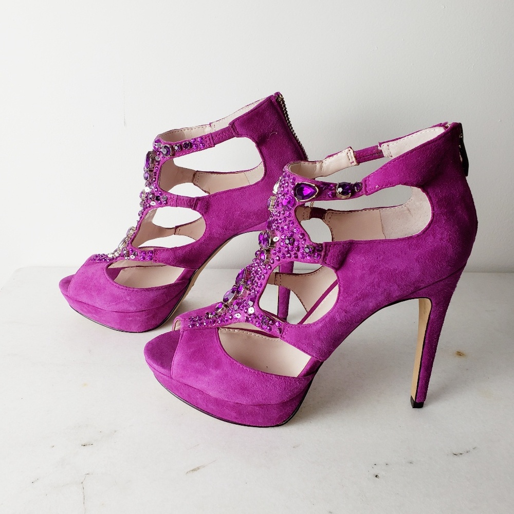NWOT Vince Camuto Crystal Embellished Heels Berry - Picture 1 of 6